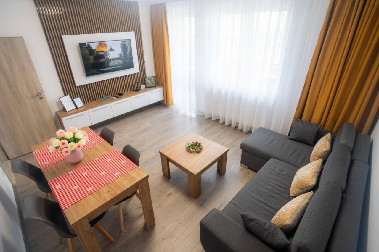 Cozyhome Brasov Luaran gambar